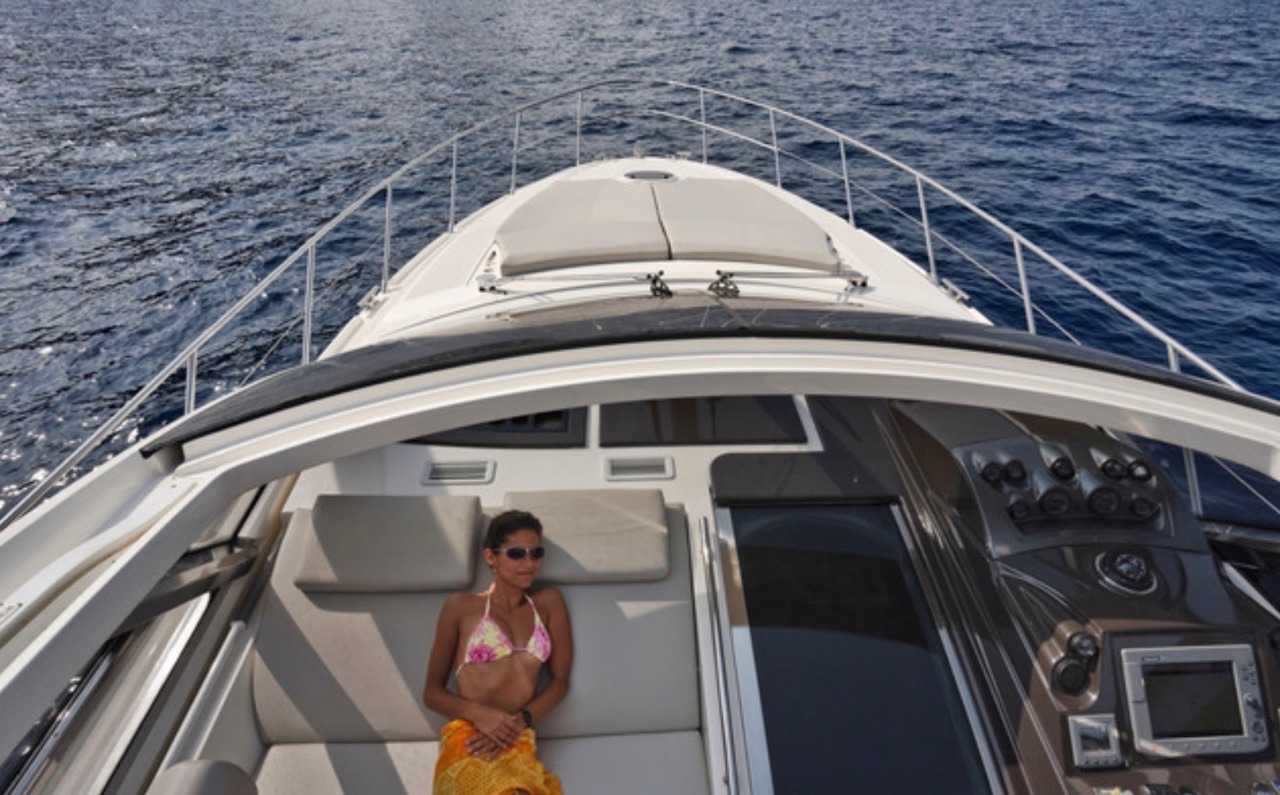 atlantis-azimut-yacht-new-luxury-family-cruises-private-exclusive-villas-navagio-beach-blue-caves