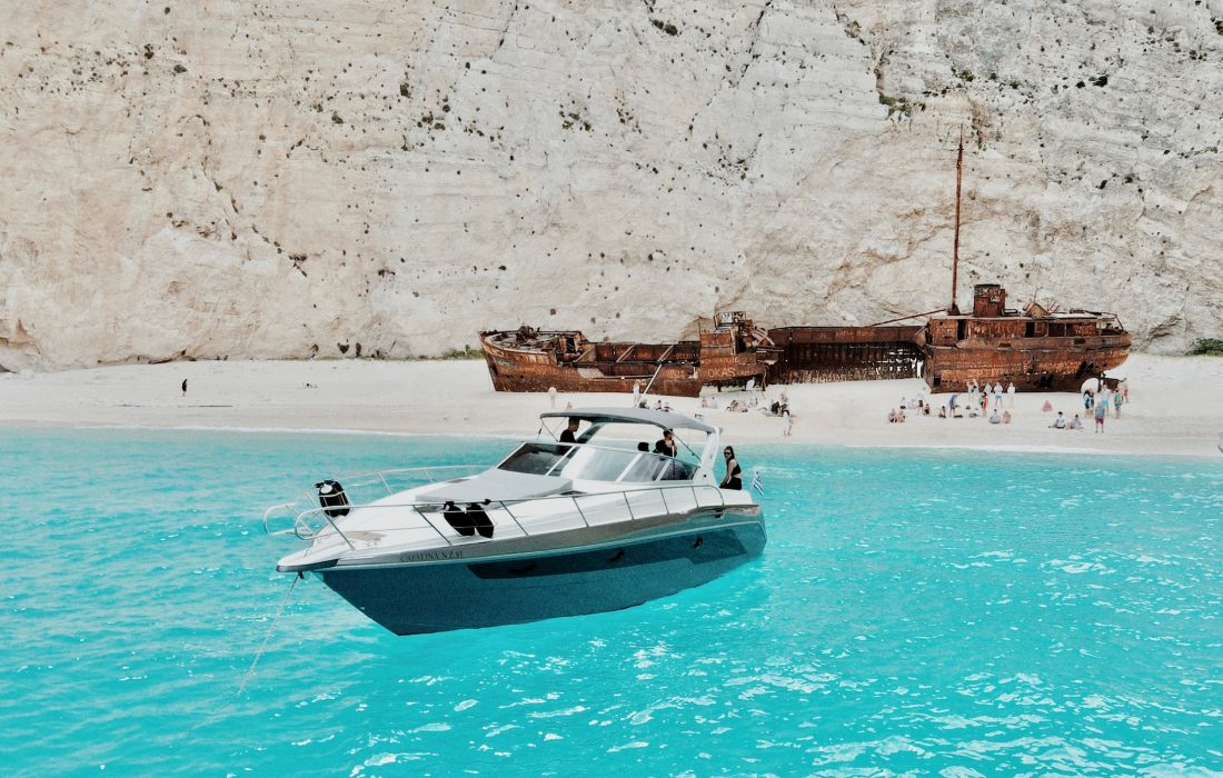 cranchi-smeraldo37-yacht-new-luxury-family-cruises-private-exclusive-zakynthos-zante